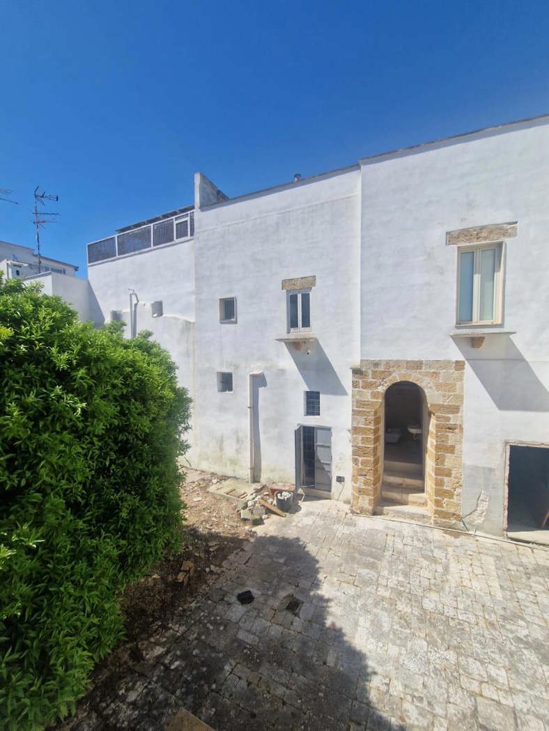 casa indipendente in vendita a Mesagne