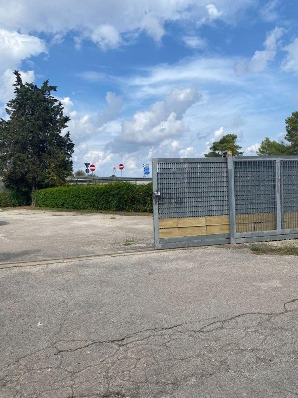 capannone in vendita a Mesagne
