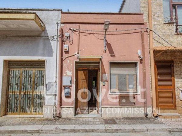 casa indipendente in vendita a Mesagne