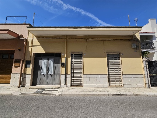 casa indipendente in vendita a Mesagne