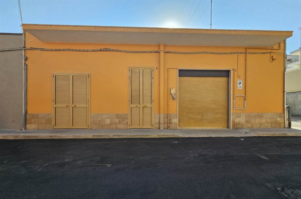 casa indipendente in vendita a Mesagne