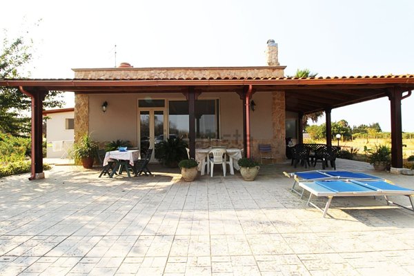 casa indipendente in vendita a Mesagne