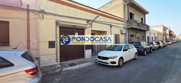 casa indipendente in vendita a Mesagne