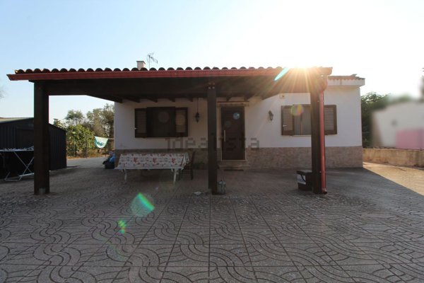casa indipendente in vendita a Mesagne