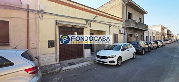casa indipendente in vendita a Mesagne