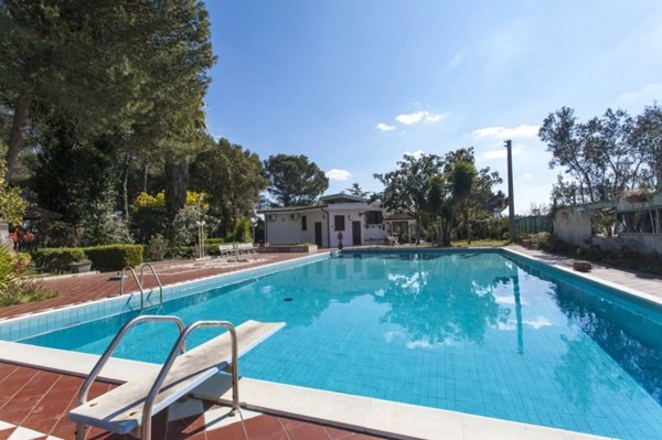 casa indipendente in vendita ad Oria