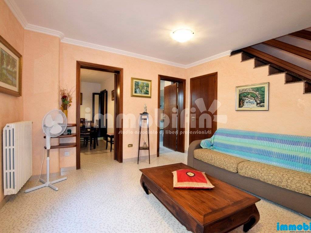appartamento in vendita ad Oria