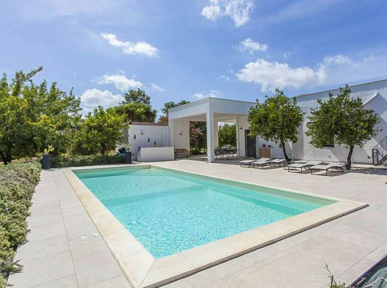 casa indipendente in vendita ad Oria