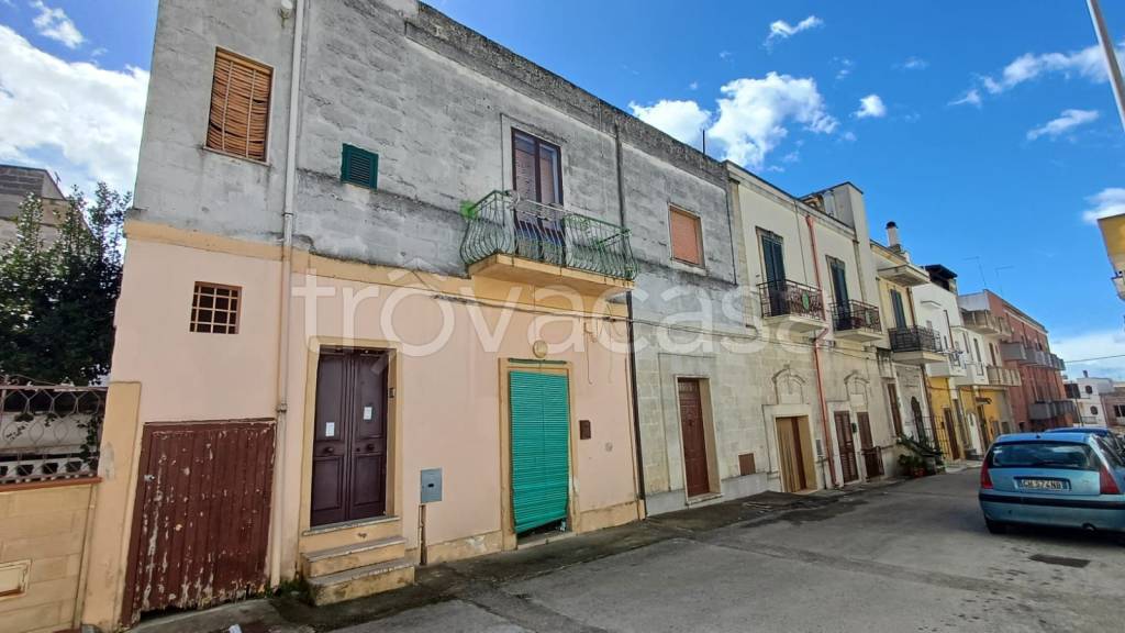 appartamento in vendita ad Oria