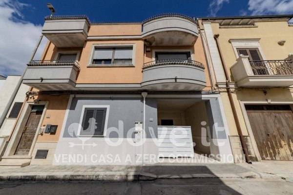 casa indipendente in vendita ad Oria