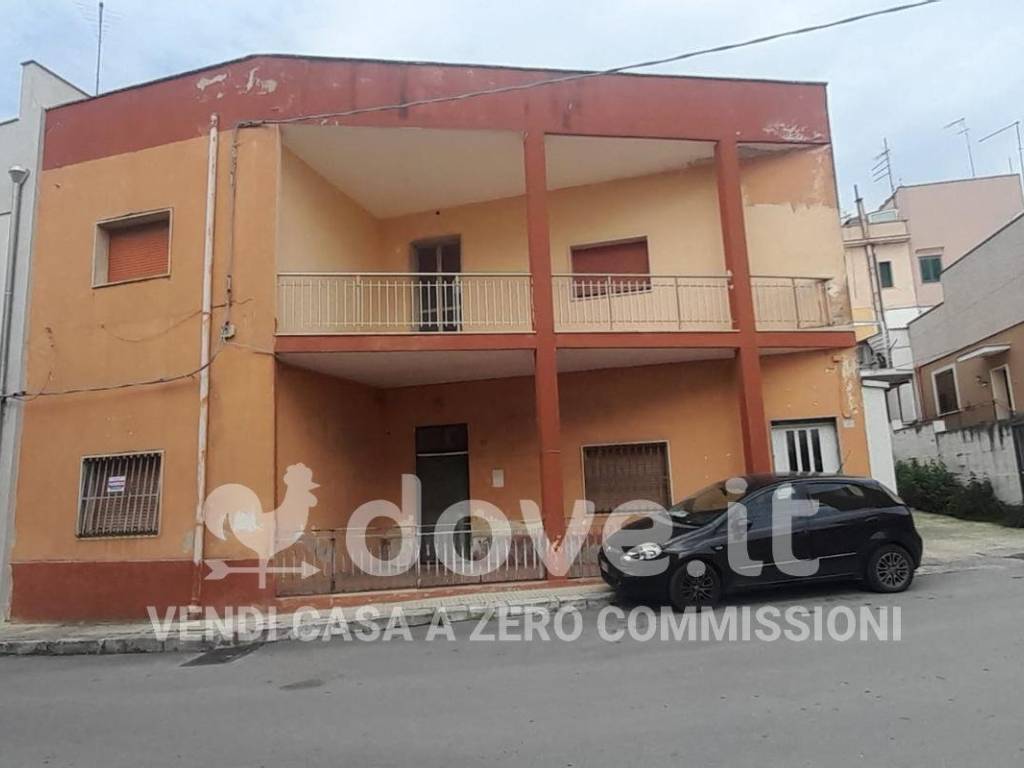 casa indipendente in vendita ad Oria
