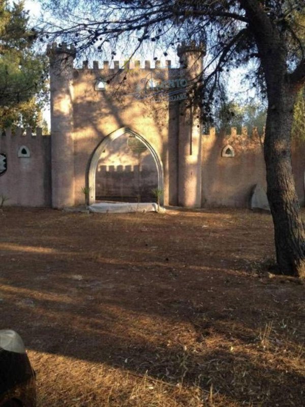 villa in vendita ad Oria