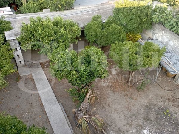 terreno edificabile in vendita ad Oria