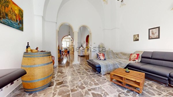 casa indipendente in vendita ad Oria