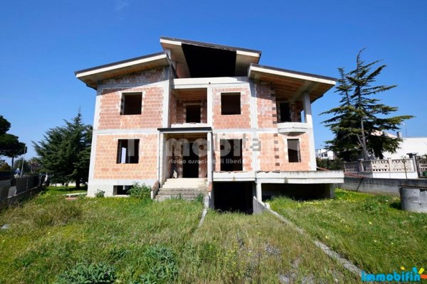 casa indipendente in vendita ad Oria
