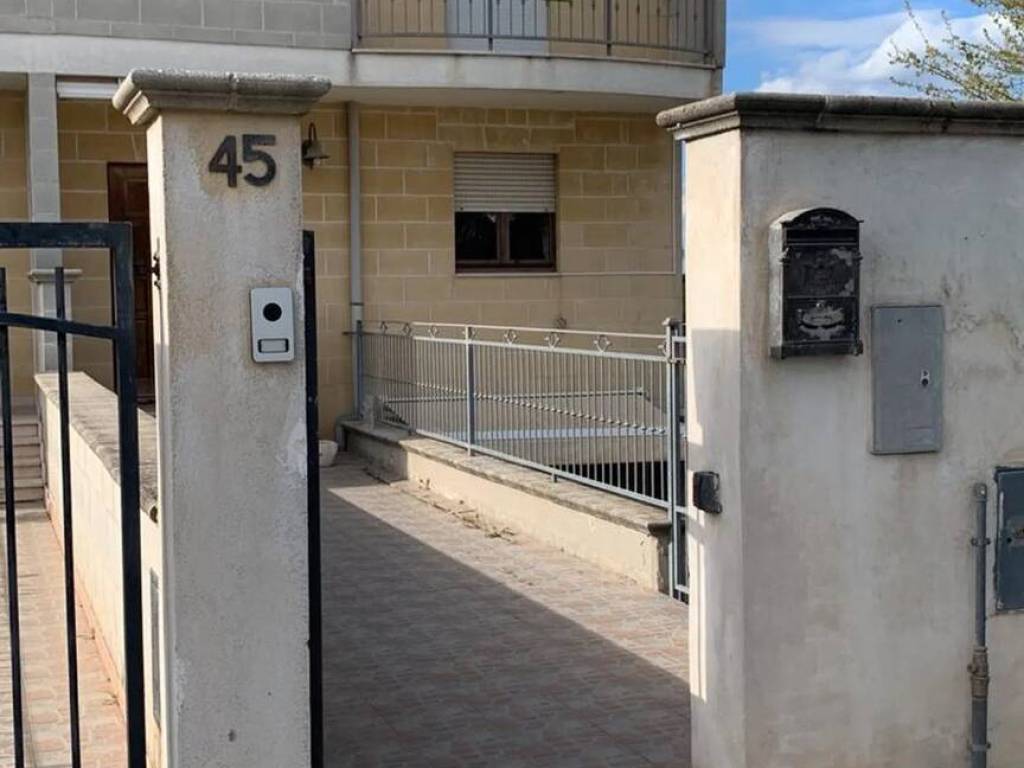 appartamento in vendita ad Oria