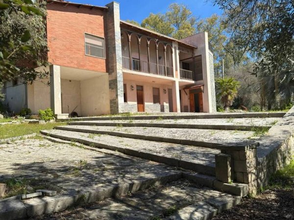 casa indipendente in vendita ad Oria