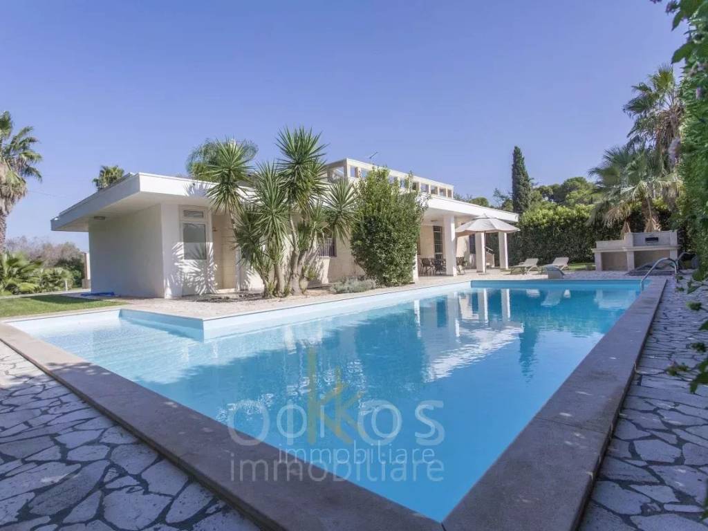 casa indipendente in vendita ad Oria