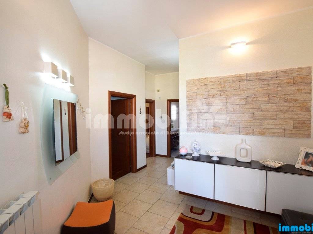 appartamento in vendita ad Oria