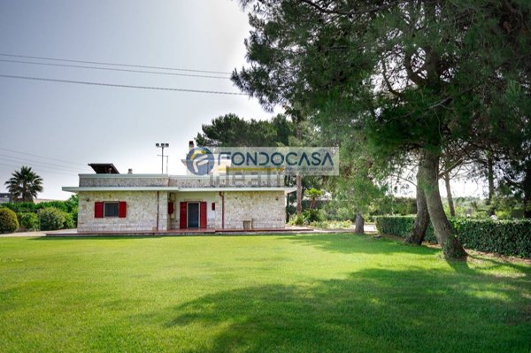 casa indipendente in vendita ad Oria