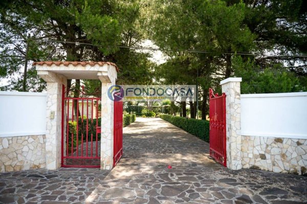 casa indipendente in vendita ad Oria