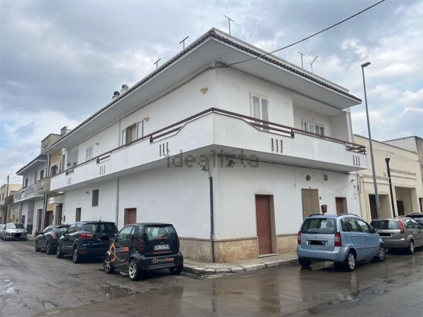 casa indipendente in vendita ad Oria