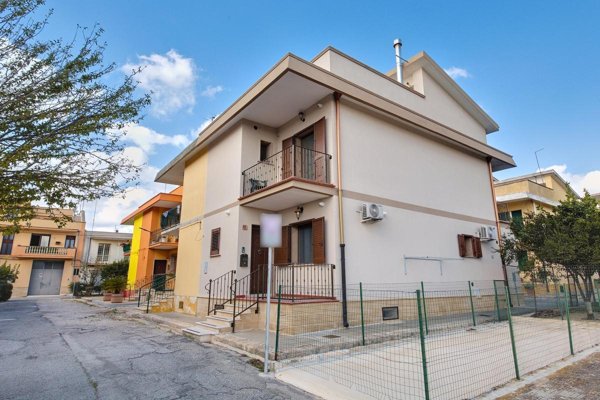 appartamento in vendita ad Oria