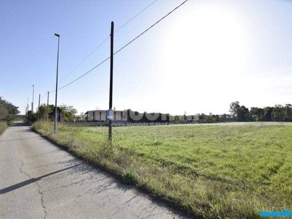 terreno agricolo in vendita ad Oria