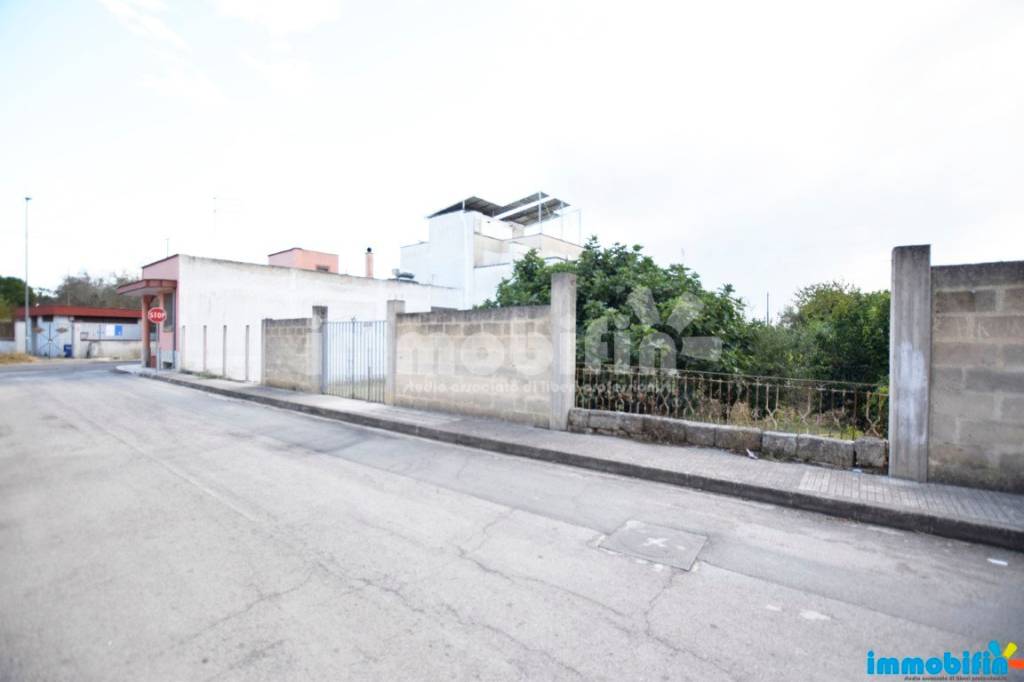 terreno agricolo in vendita ad Oria