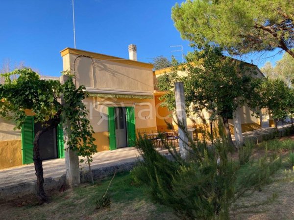 casa indipendente in vendita ad Oria