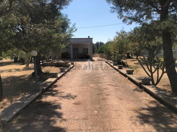 casa indipendente in vendita ad Oria