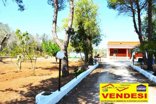 casa indipendente in vendita ad Oria