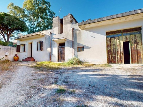 casa indipendente in vendita ad Oria