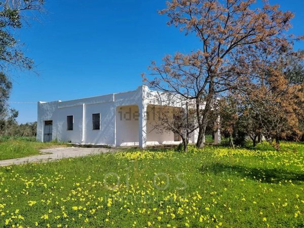 casa indipendente in vendita ad Oria