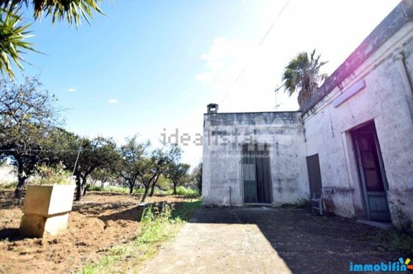 casa indipendente in vendita ad Oria