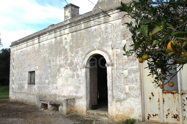 casa indipendente in vendita ad Oria