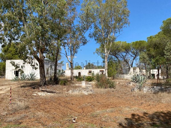 casale in vendita ad Oria