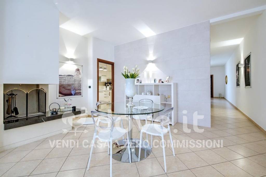 casa indipendente in vendita ad Oria