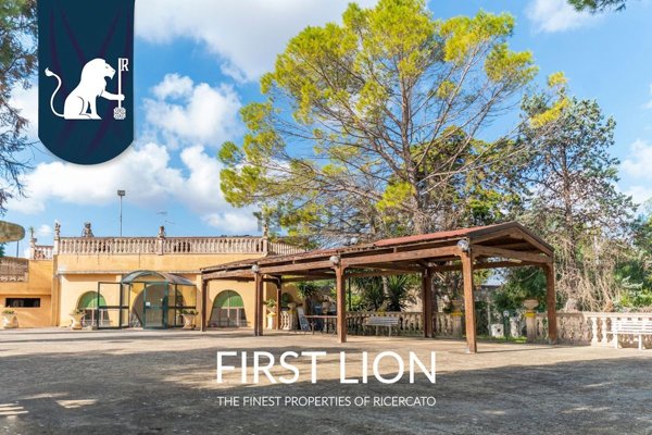 casa indipendente in vendita ad Oria