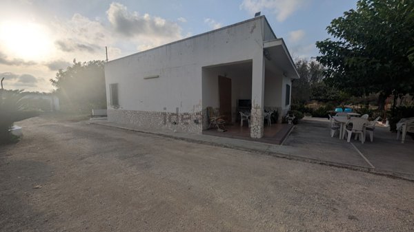 casa indipendente in vendita ad Oria