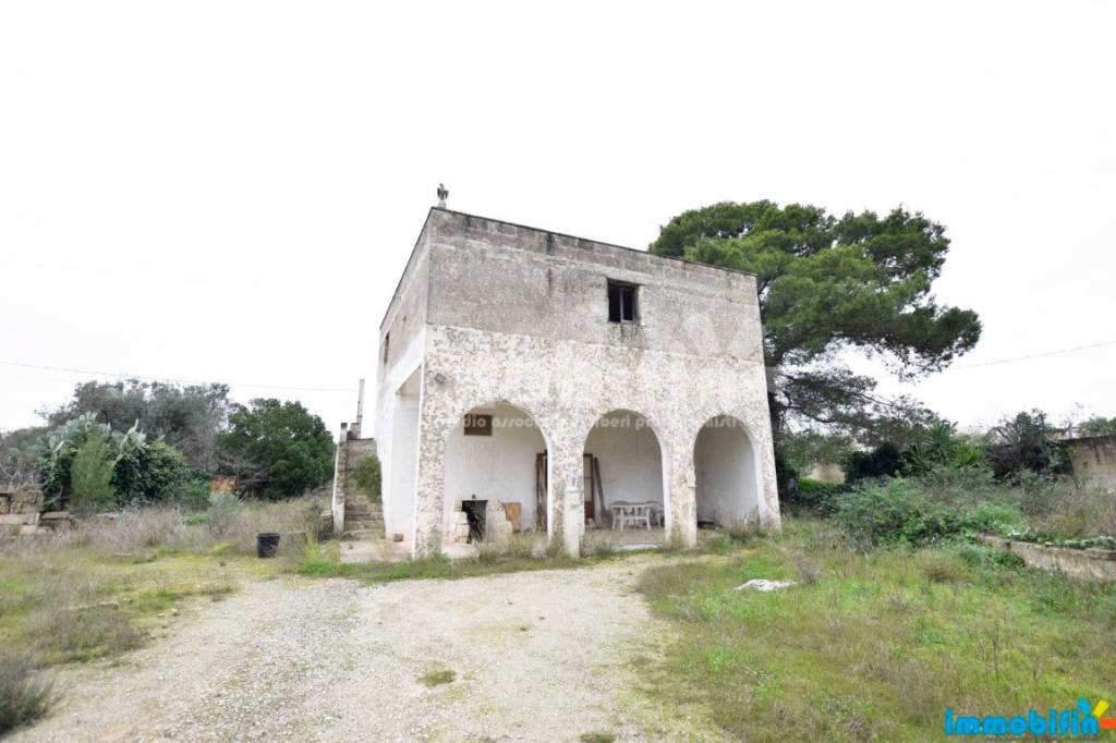 casa indipendente in vendita ad Oria