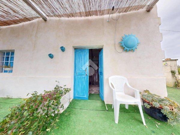 casa indipendente in vendita ad Oria