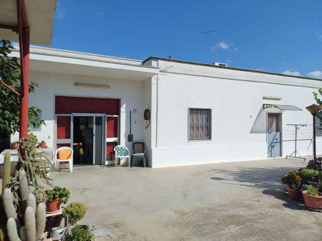 casa indipendente in vendita ad Oria