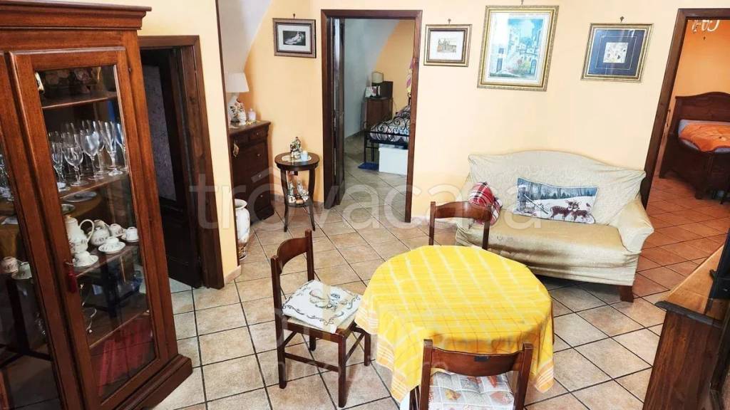 appartamento in vendita ad Oria