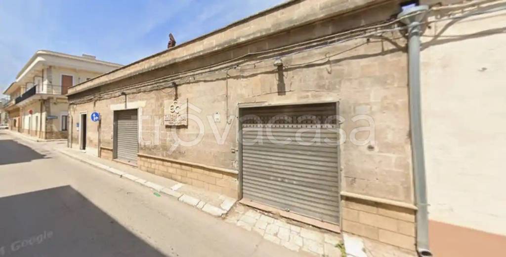 negozio in vendita ad Oria