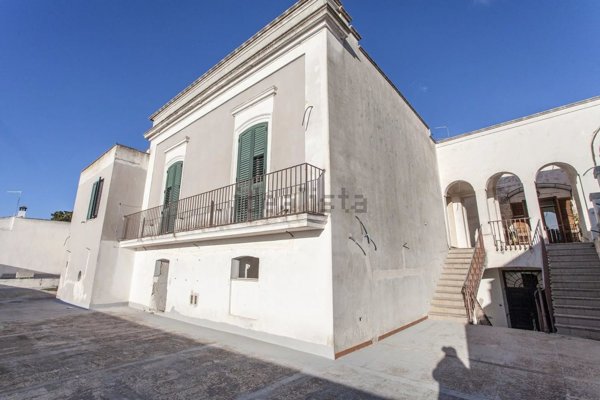 casale in vendita ad Oria