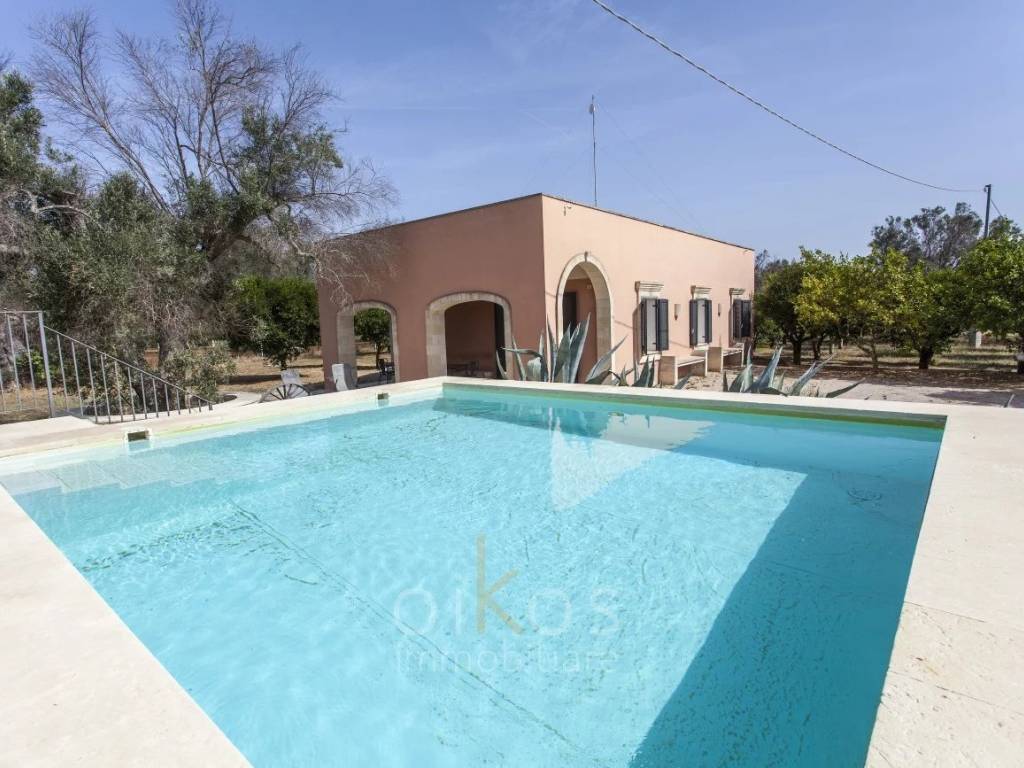 casa indipendente in vendita ad Oria
