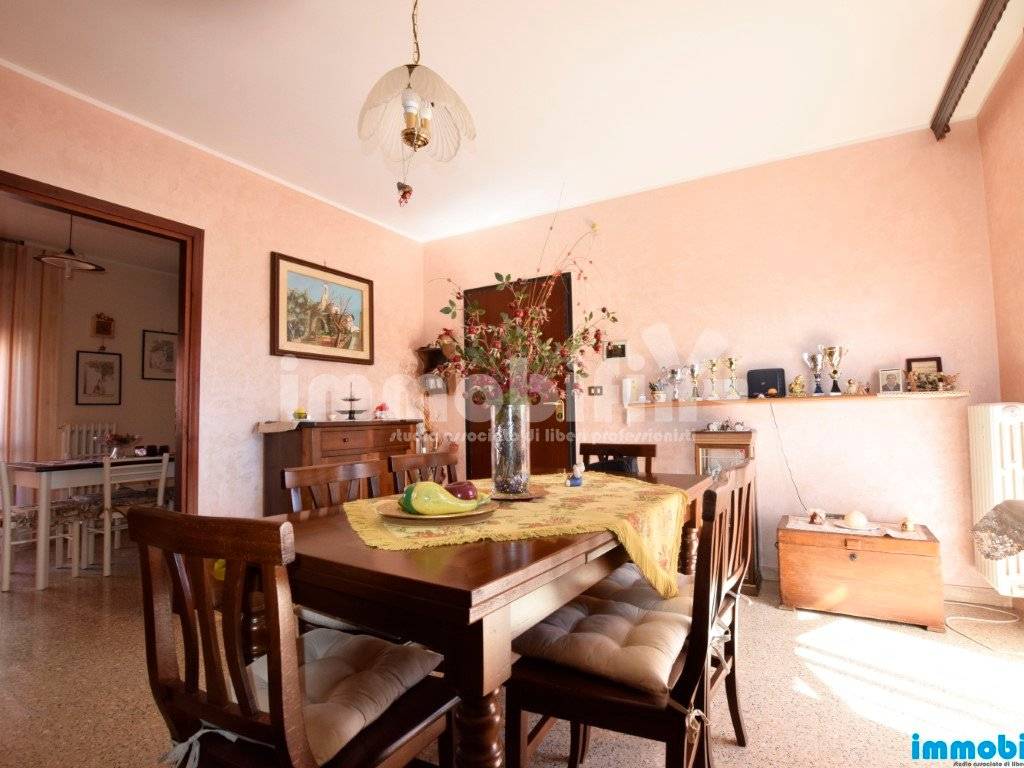 appartamento in vendita ad Oria
