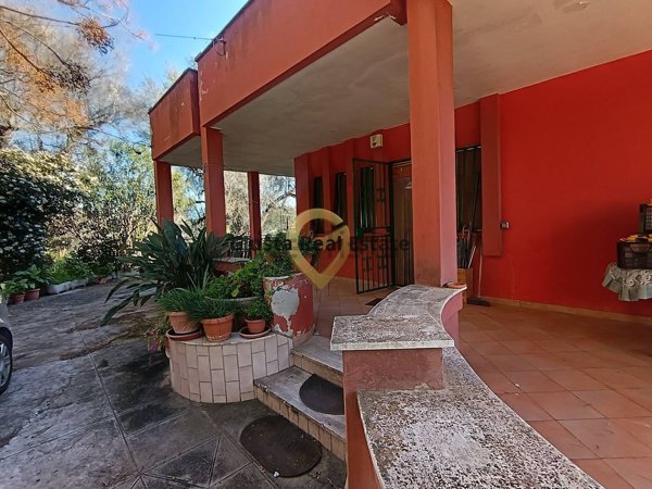 casa indipendente in vendita ad Oria
