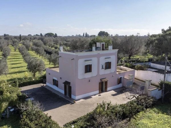 casa indipendente in vendita ad Oria